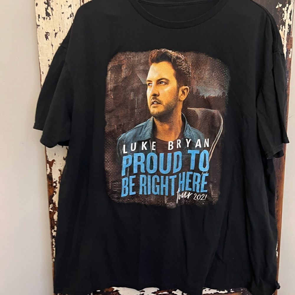 Unisex Luke Bryan 2021 Tour T-shirt. Size XXL.